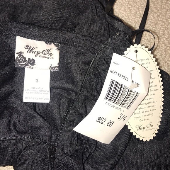 Way-In dress - Picture 3 of 3